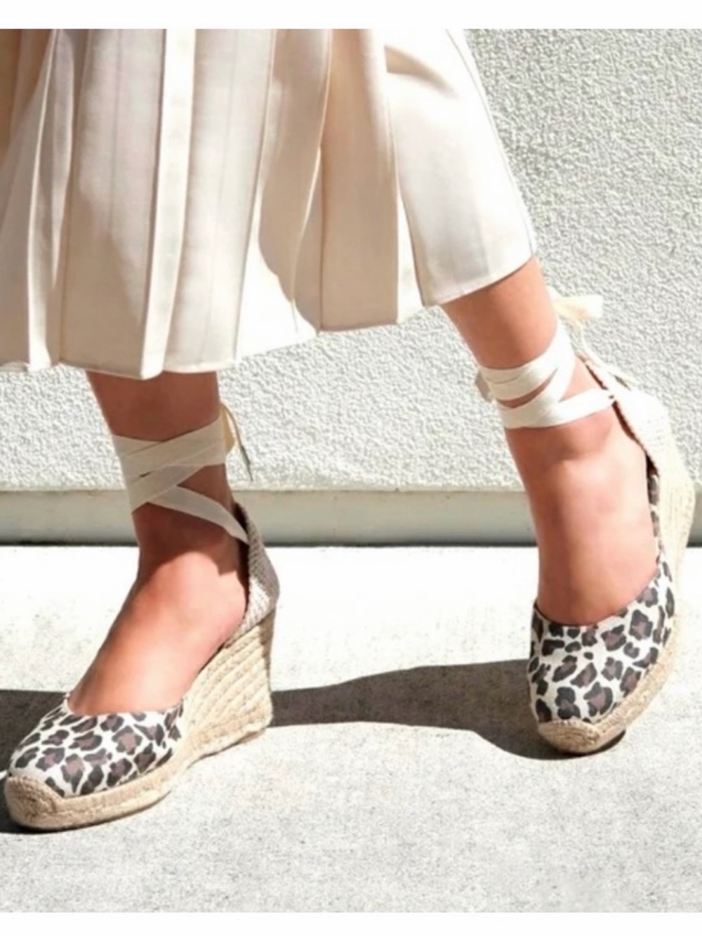 NWOT Margaux 'Ankle Wrap Espadrille Wedges' in "Leopard Print Canvas" Size 10.5